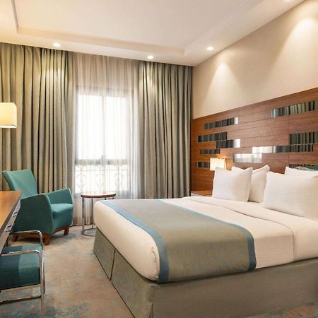 Ramada By Wyndham Makkah Zad Al Rawda Hotel Мека Екстериор снимка