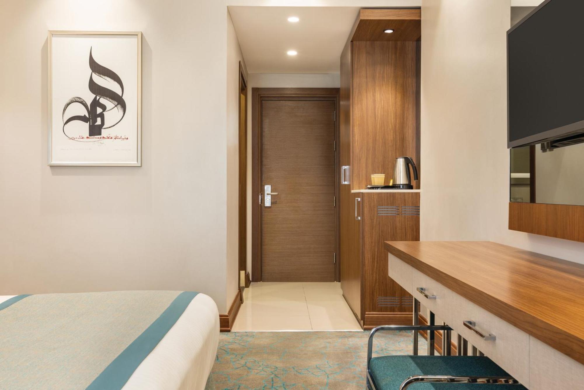 Ramada By Wyndham Makkah Zad Al Rawda Hotel Мека Екстериор снимка