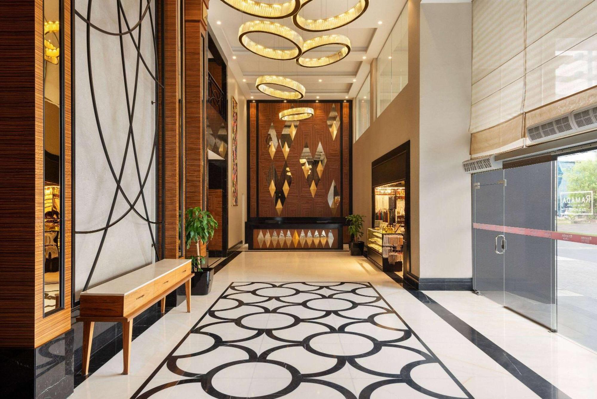 Ramada By Wyndham Makkah Zad Al Rawda Hotel Мека Екстериор снимка